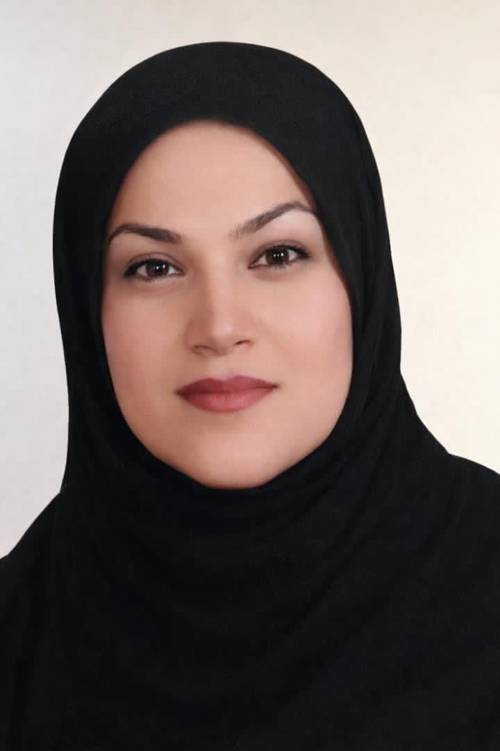 خانم دکتر آزاده حسن نیا